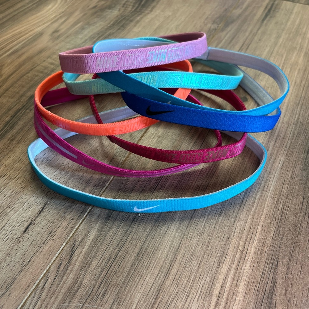 Girl’s Nike Headbands